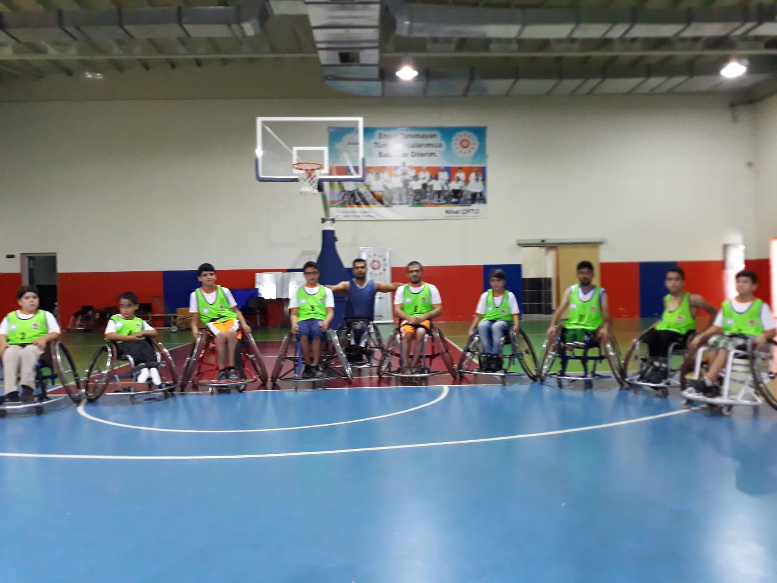 Tekerlekli sandalye basketbol yaz kursu