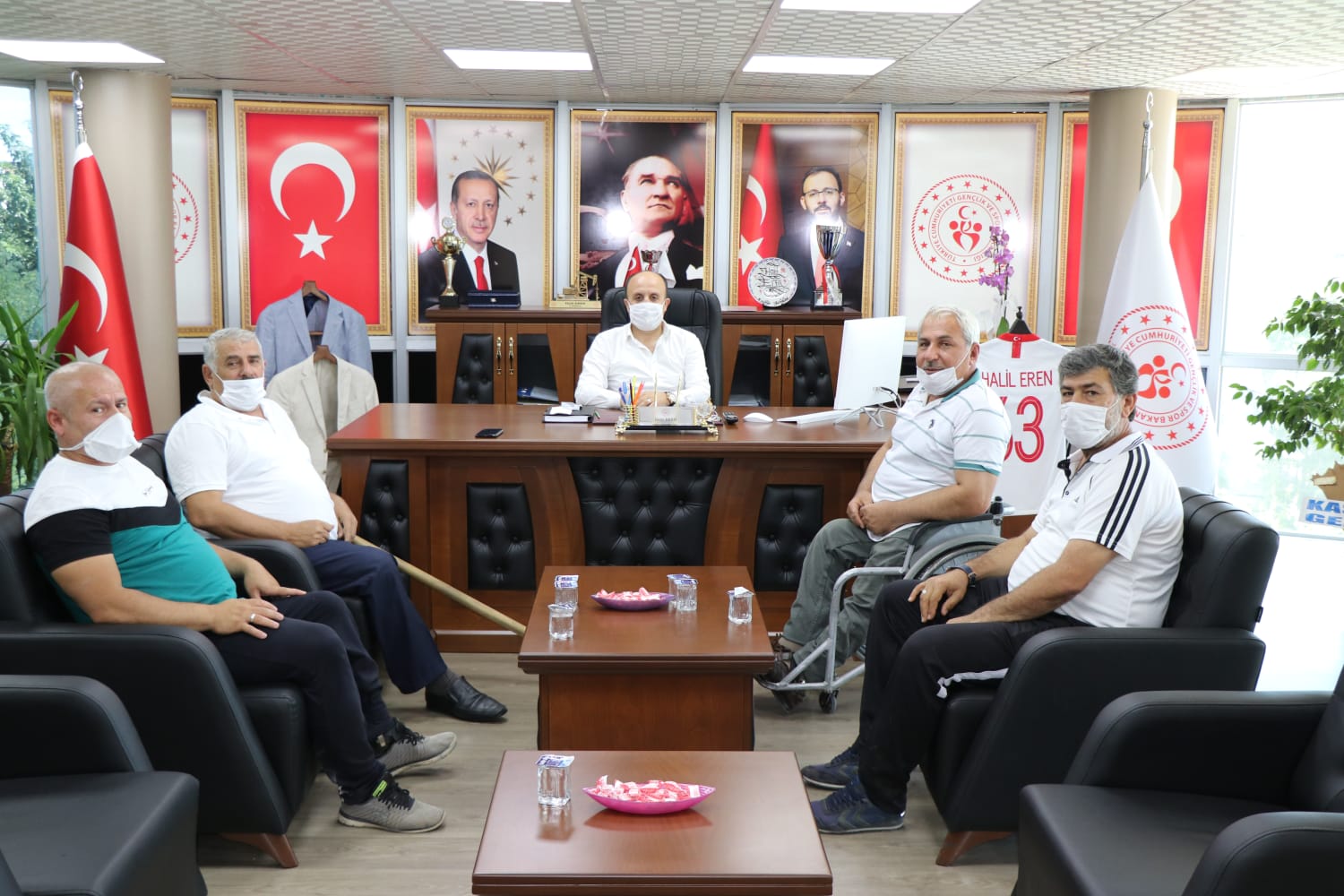 Yeni il Müdürüne hayırlı olsun ziyareti 